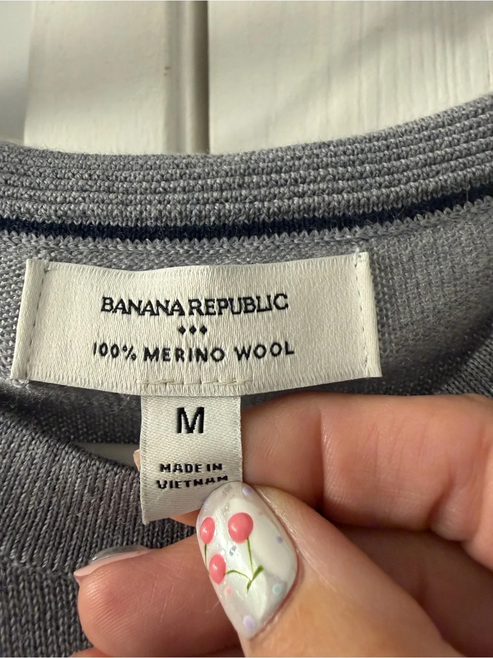 Banana Republic Light Gray Merino Wool Crewneck Sweater with Navy Trim